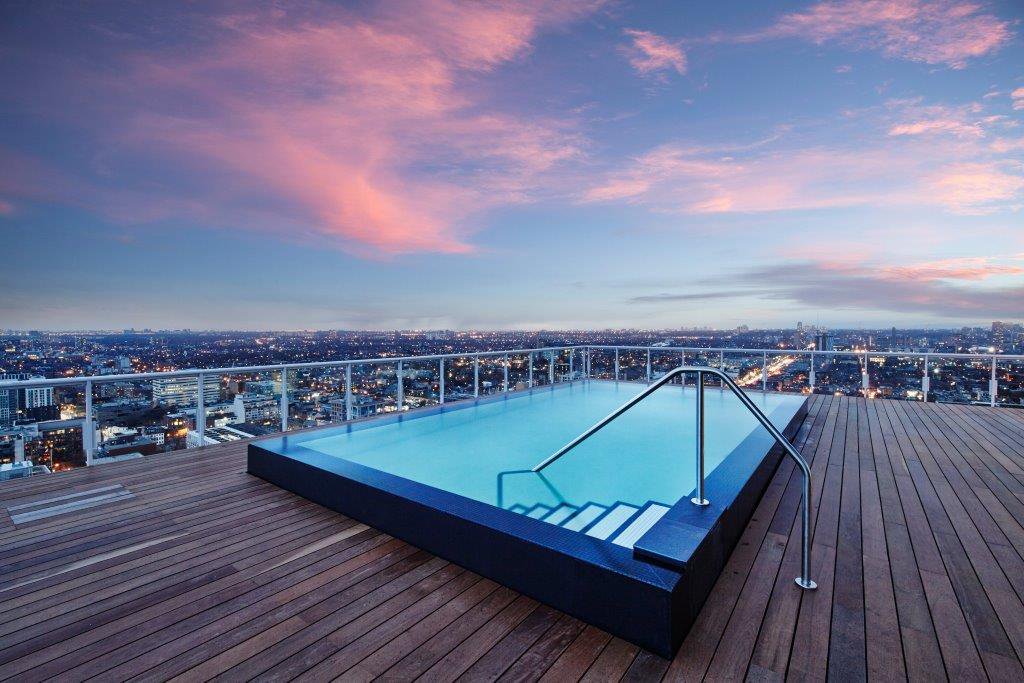 top-3-rooftop-pools-king-west-king-charlotte-condos