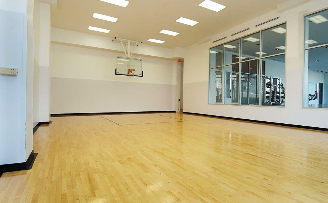 90-park-lawn-rd-88-park-lawn-rd-south-beach-condos-and-lofts-gym-fitness-health-cardio-basketball-court