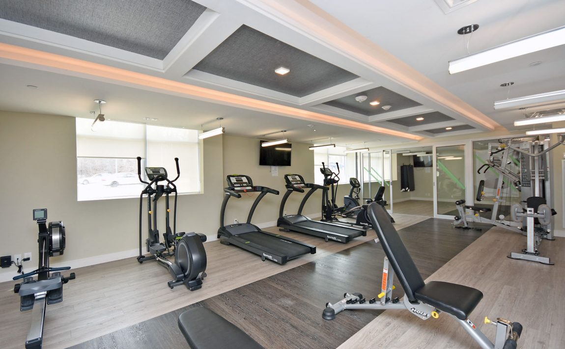 1575-lakeshore-rd-w-craftsman-condos-for-sale-gym