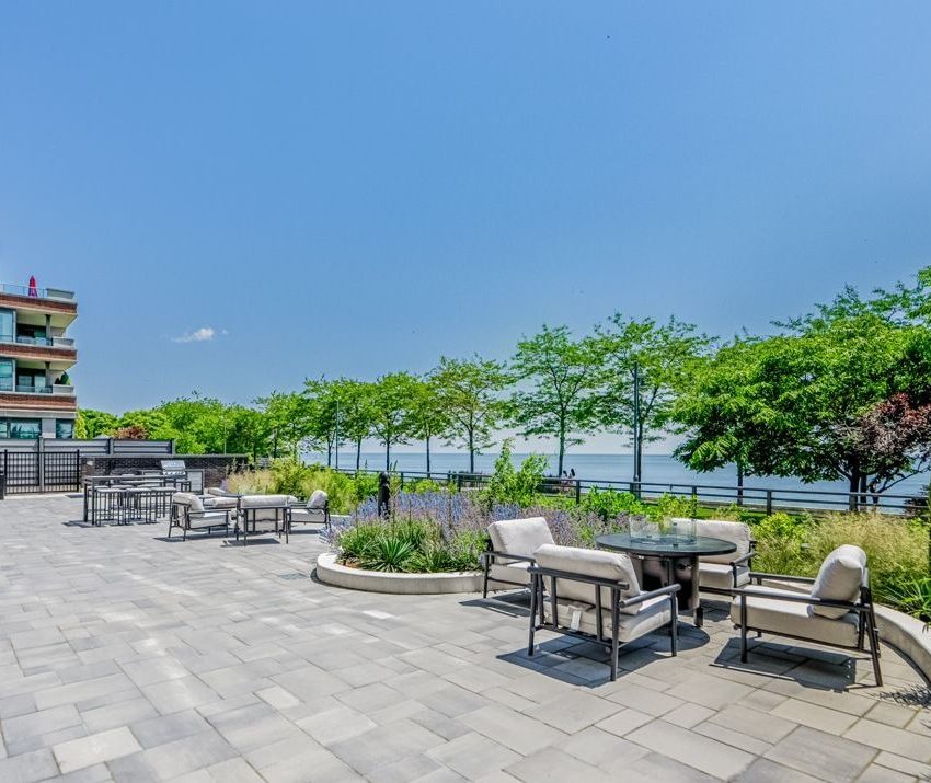 55-port-st-e-mississauga-condos-for-sale-amenities-rooftop-terrace