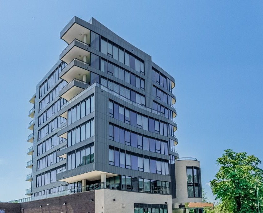 55-port-st-e-mississauga-condos-for-sale-port-credit