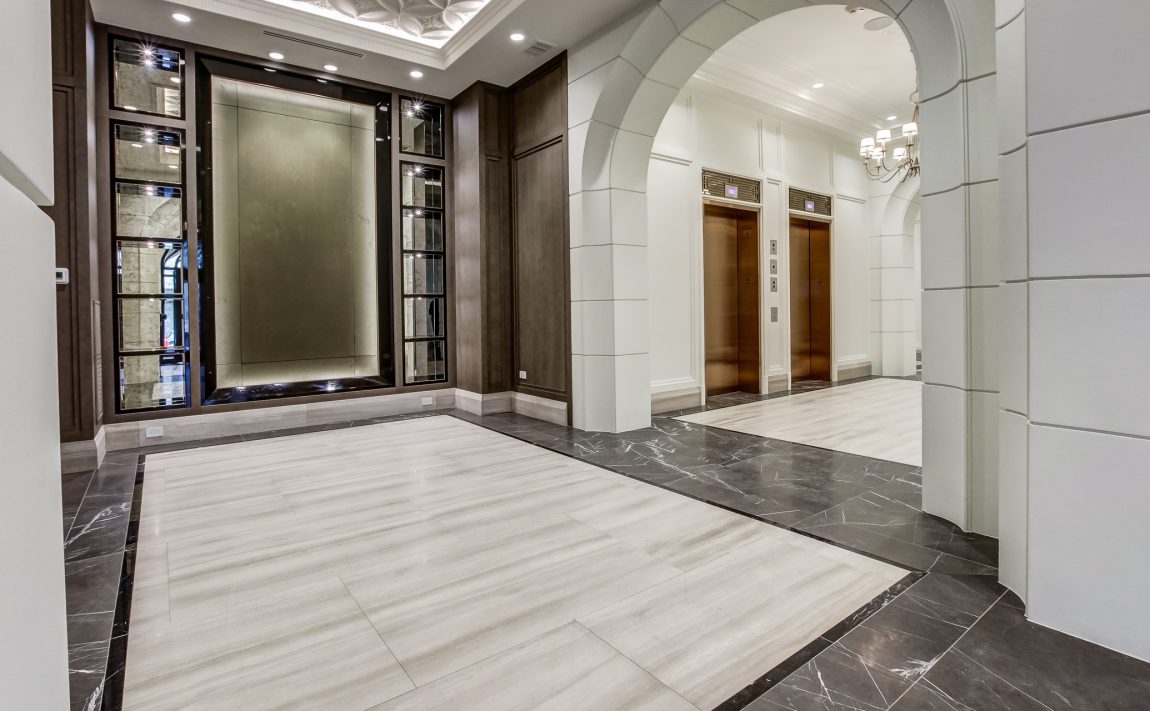randall-residences-300-randall-st-oakville-condos-lobby-elevator