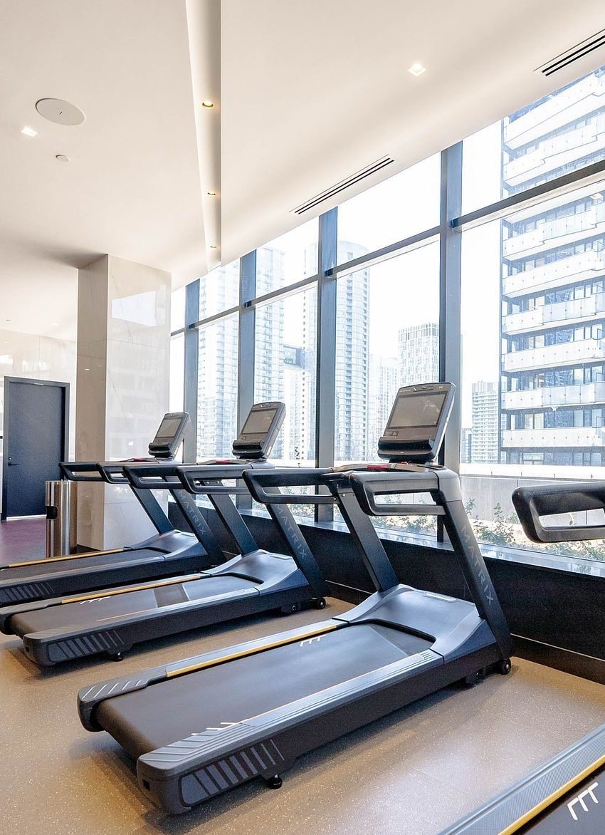 the-well-condos-470-front-st-w-toronto-gym-cardio-fitness