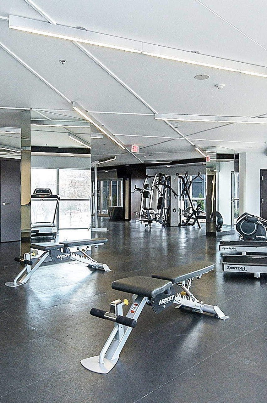 352-front-st-w-fly-condos-king-west-toronto-amenities-gym-cardio-health