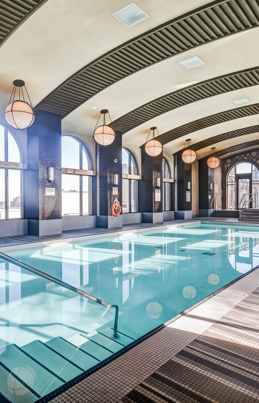 385-prince-of-wales-dr-chicago-condo-square-one-indoor-pool