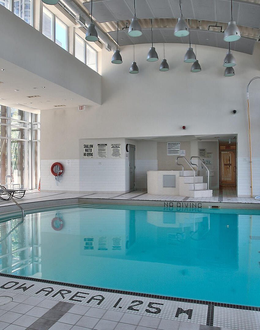 220-burnhamthorpe-rd-w-mississauga-citygate-condos-indoor-pool