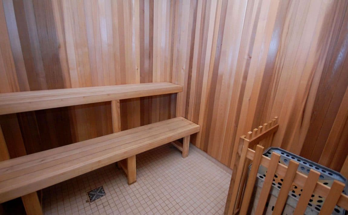 3515-kariya-dr-condos-mississauga-eve-amenities-sauna