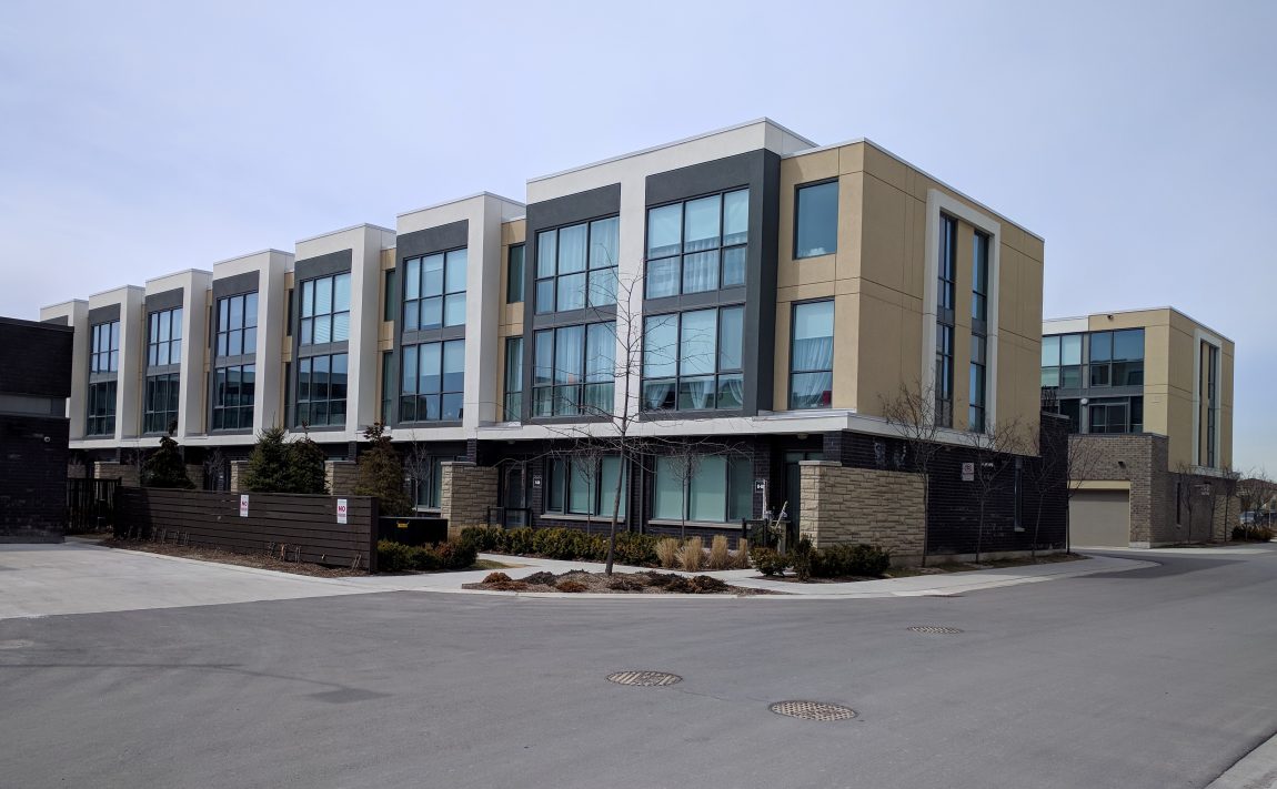 marquee-towns-little-creek-rd-four-springs-mississauga-luxury-townhouses-amenities