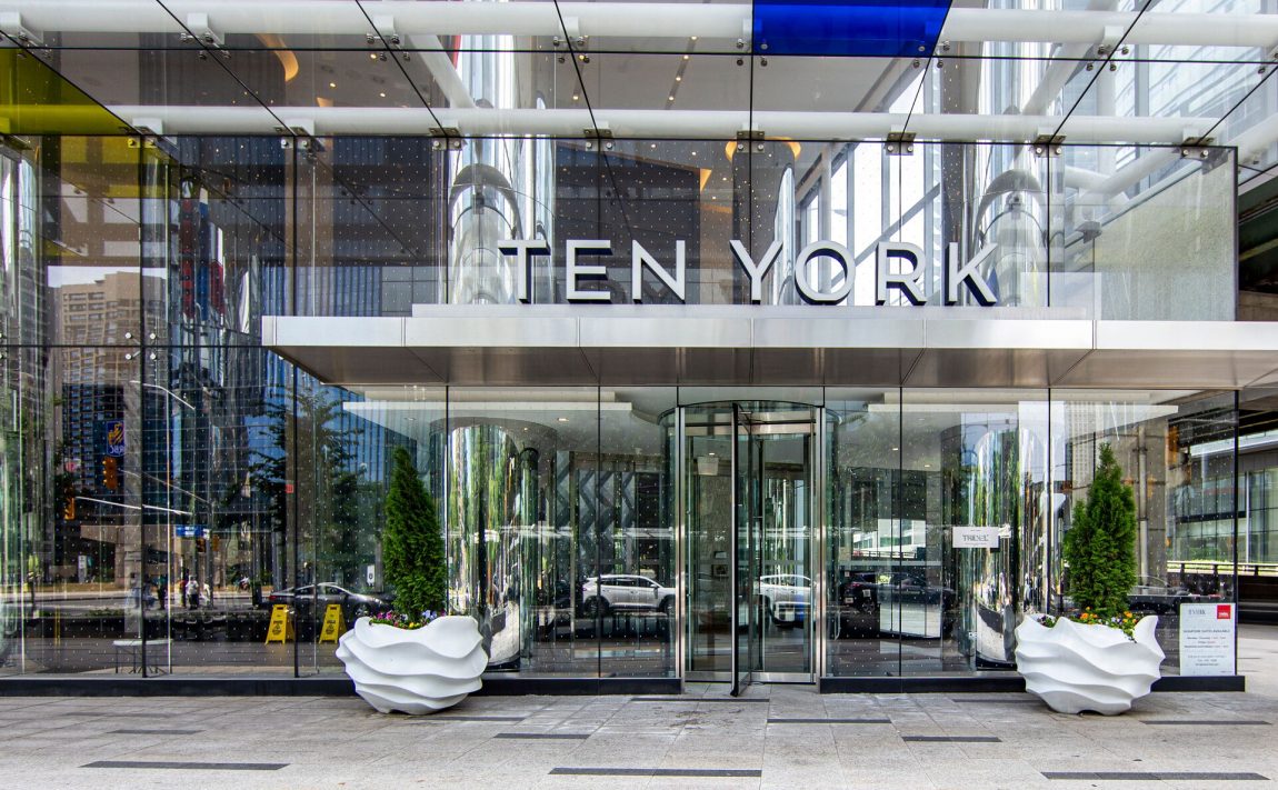 ten-york-condos-10-york-st-toronto-tridel-front-entrance-door