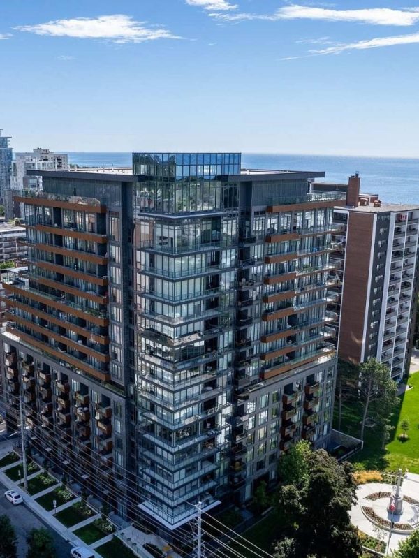 tanu-condos-21-park-st-e-mississauga-for-sale-port-credit-edenshaw