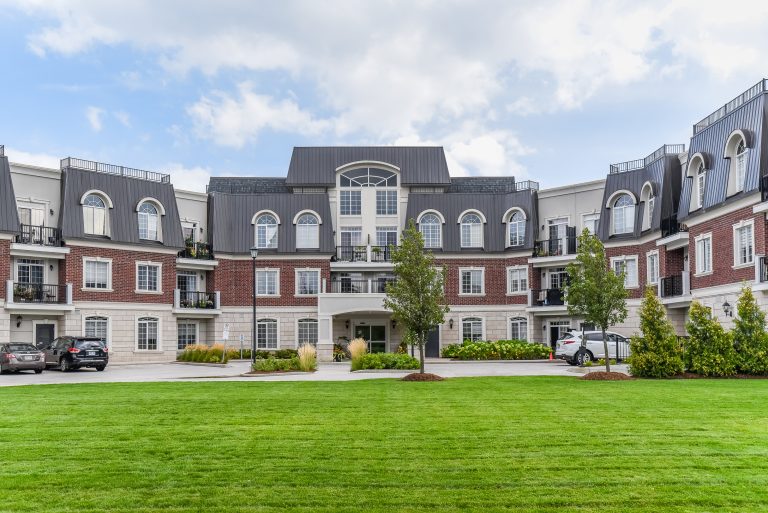 Balmoral Condos • 2300 Upper Middle Rd W, Oakville • UnityRE