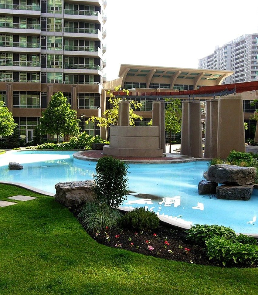 1-elm-dr-w-mississauga-one-city-centre-condos-oasis