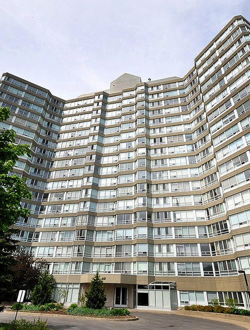 50-Kingsbridge-Garden-Circle-condos-mississauga