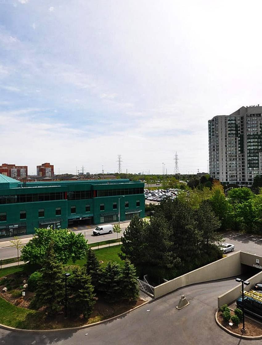 50-Kingsbridge-Garden-Circle-condos-mississauga-for-sale