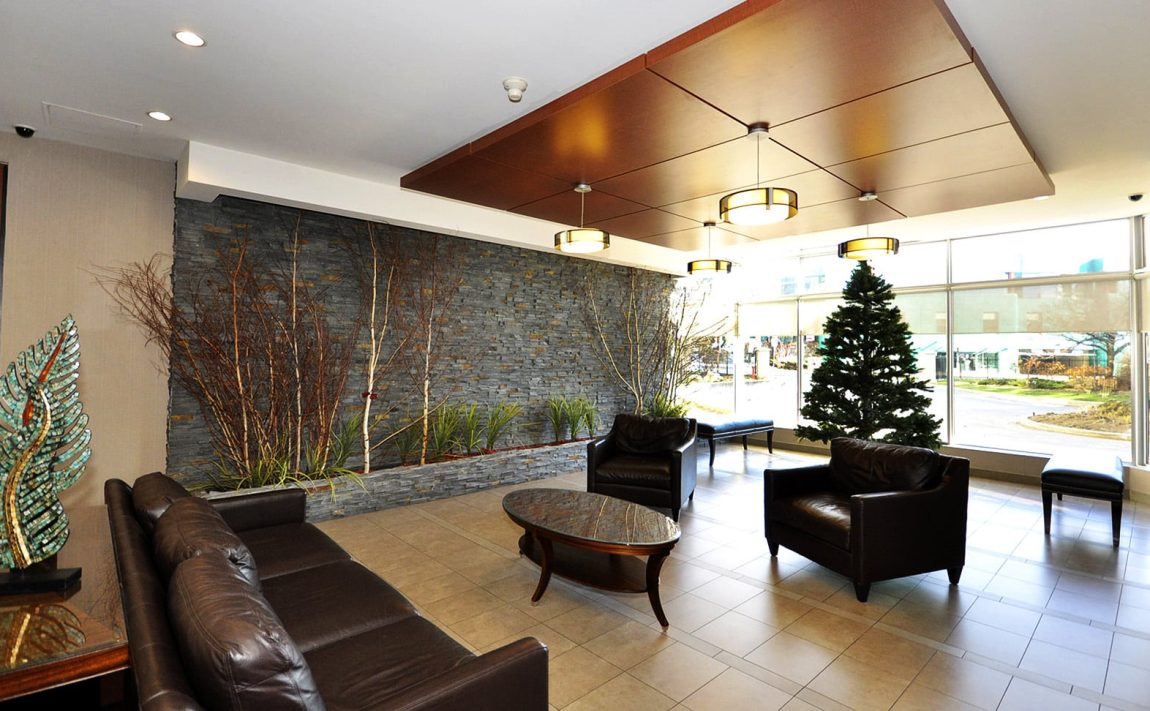 50-Kingsbridge-Garden-Circle-condos-mississauga-for-sale-lobby