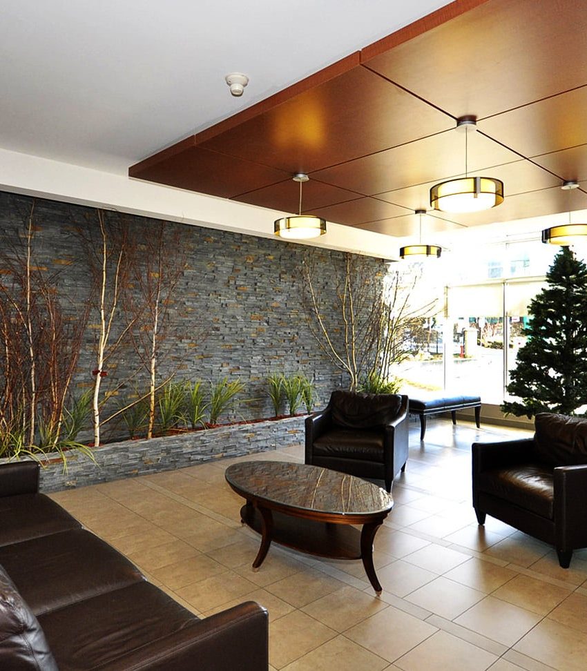 50-Kingsbridge-Garden-Circle-condos-mississauga-for-sale-lobby