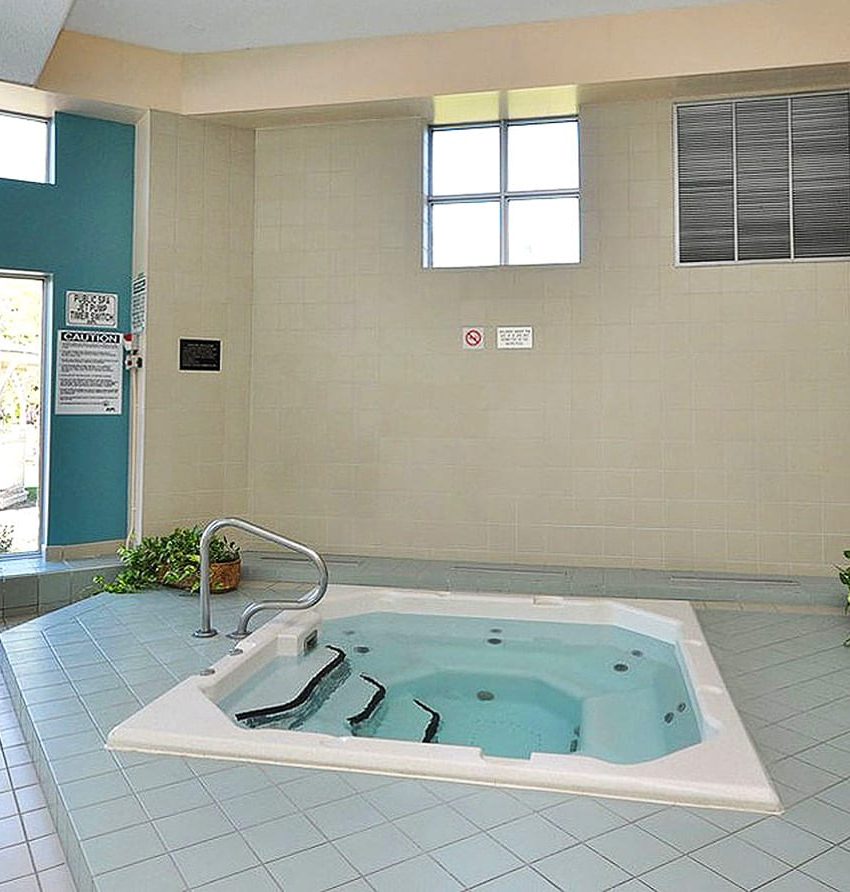 50-Kingsbridge-Garden-Circle-condos-mississauga-indoor-hot-tub