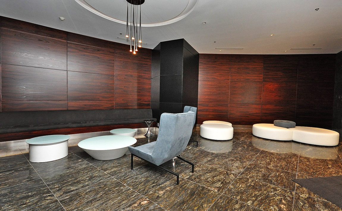 50-absolute-ave-mississauga-condos-lobby