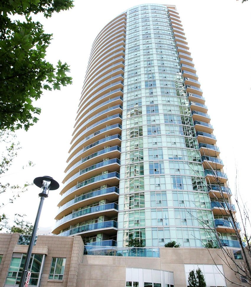 70-absolute-ave-mississauga-condos-for-sale-square-one