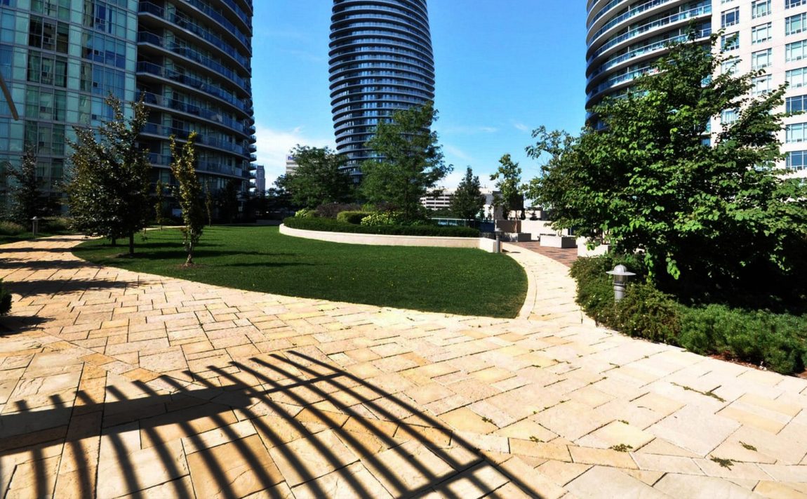 70-absolute-ave-mississauga-condos-for-sale-terrace