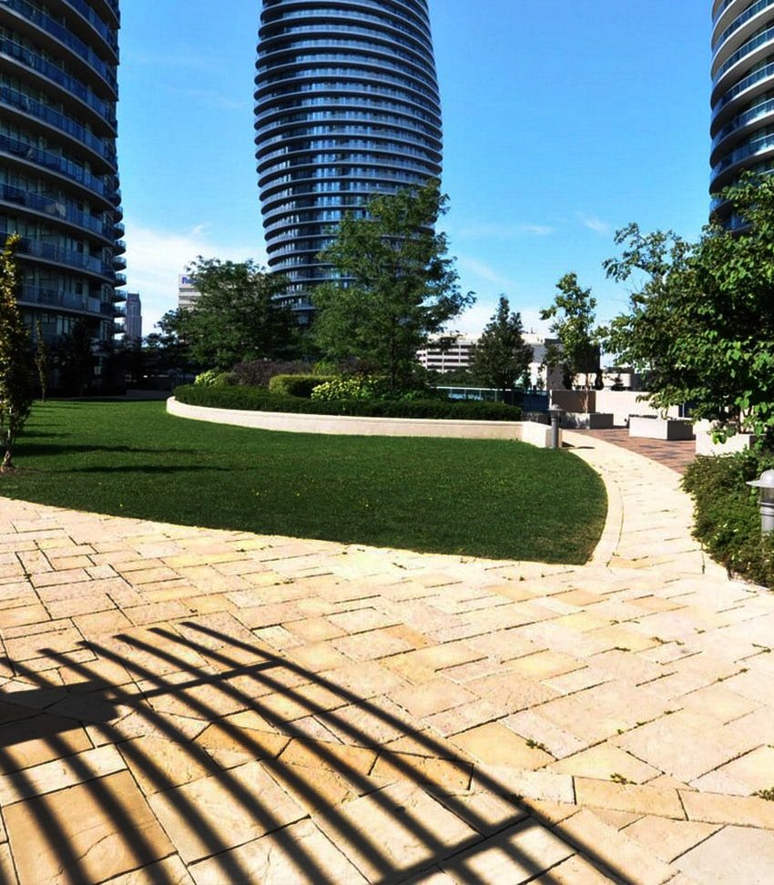 70-absolute-ave-mississauga-condos-for-sale-terrace