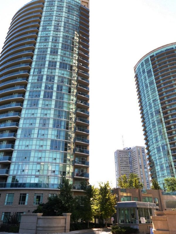 90-absolute-ave-mississauga-condos-for-sale-square-one