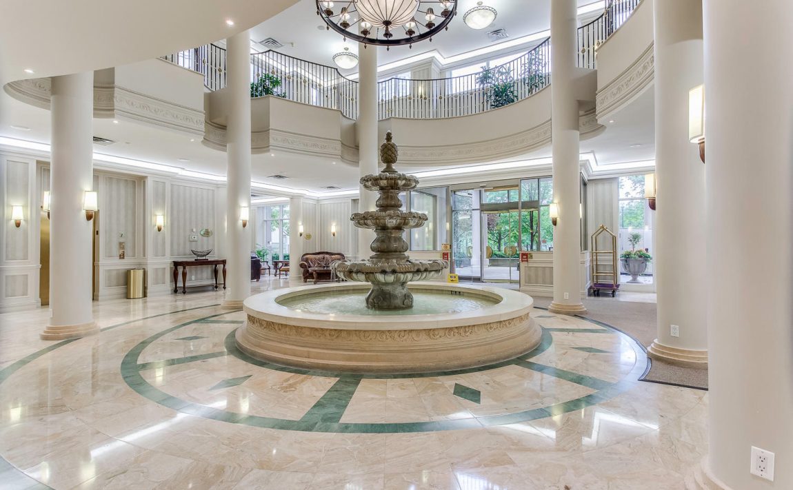 25-kingsbridge-garden-circle-mississauga-skymark-ii-condos-lobby