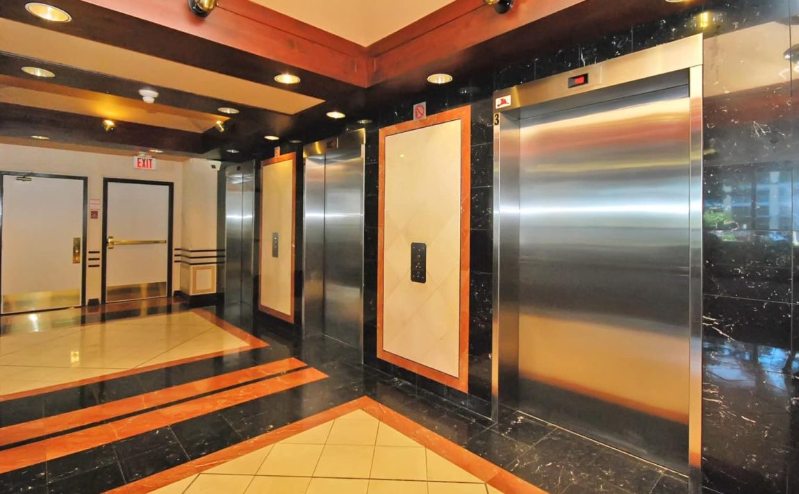 250-webb-dr-condos-odyssey-mississauga-elevator-lobby