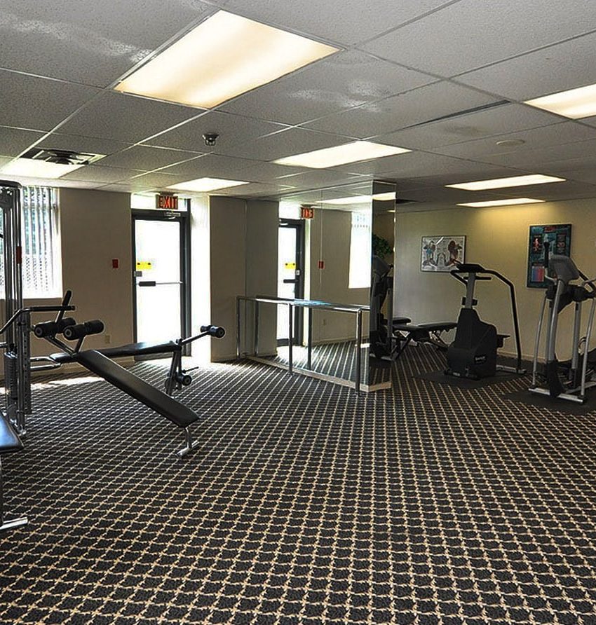 300-webb-dr-condos-mississauga-club-one-amenities-gym