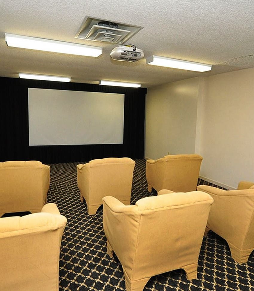 300-webb-dr-condos-mississauga-club-one-amenities-theatre