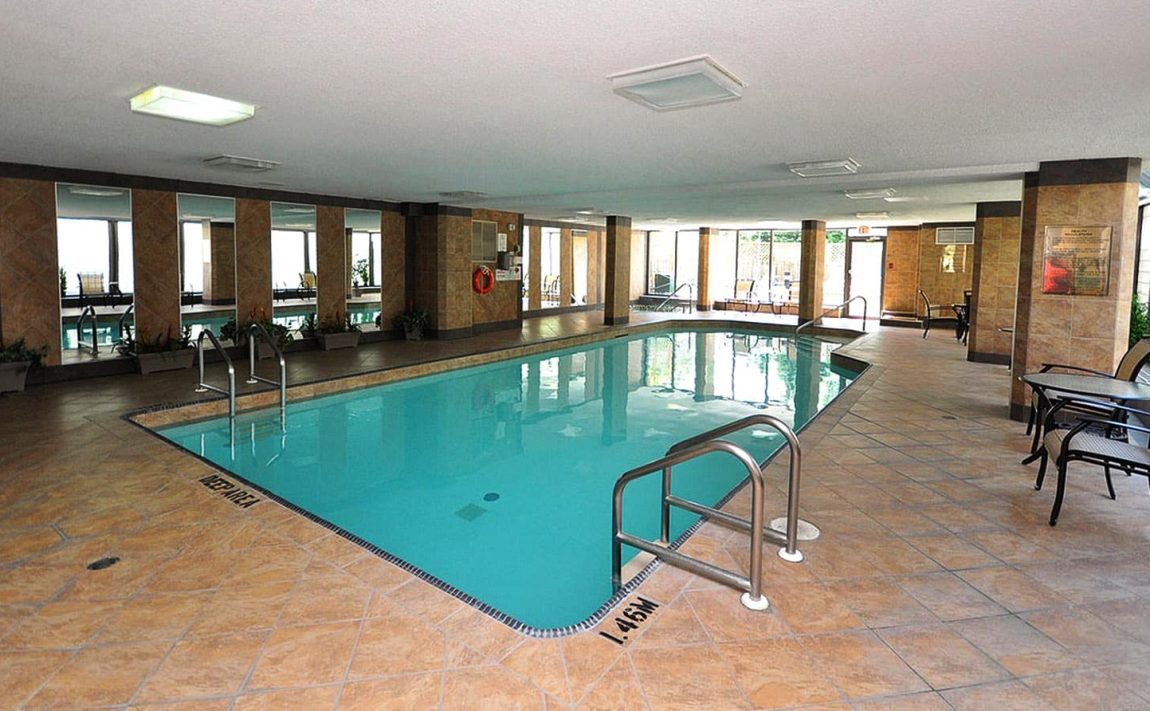 300-webb-dr-condos-mississauga-club-one-indoor-pool