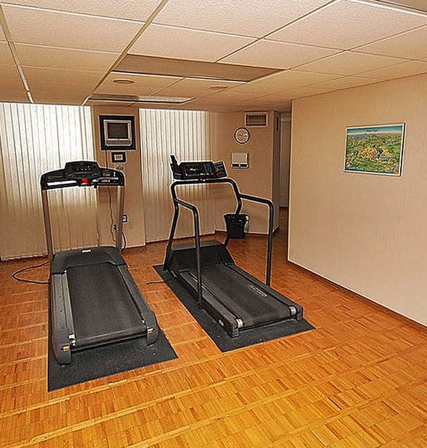 3650-kaneff-cres-mississauga-place-iv-condos-amenities-cardio