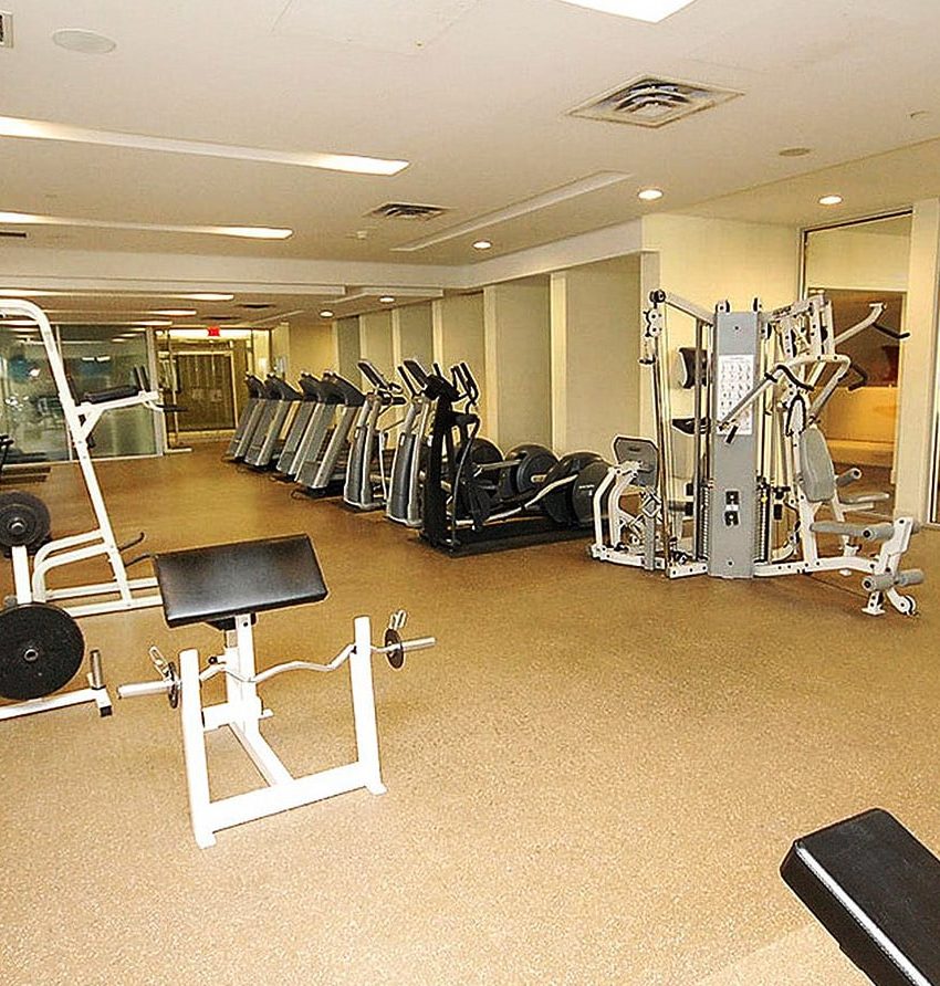 3880-duke-of-york-blvd-condos-ovation-mississauga-amenities-gym