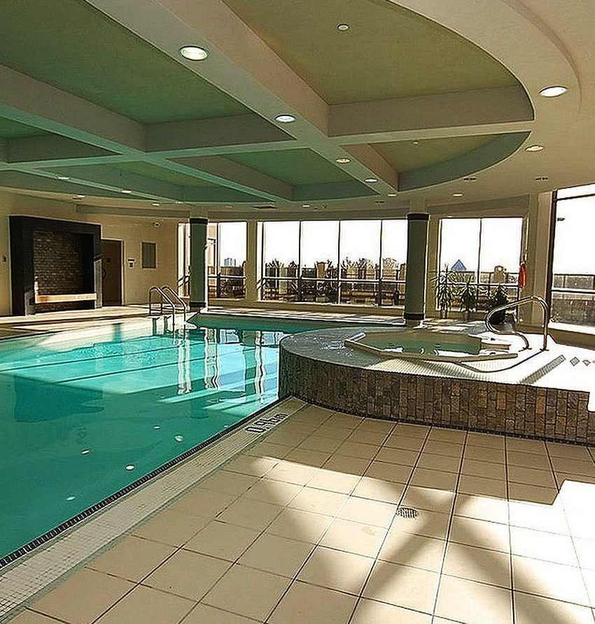 3880-duke-of-york-blvd-condos-ovation-mississauga-amenities-indoor-pool