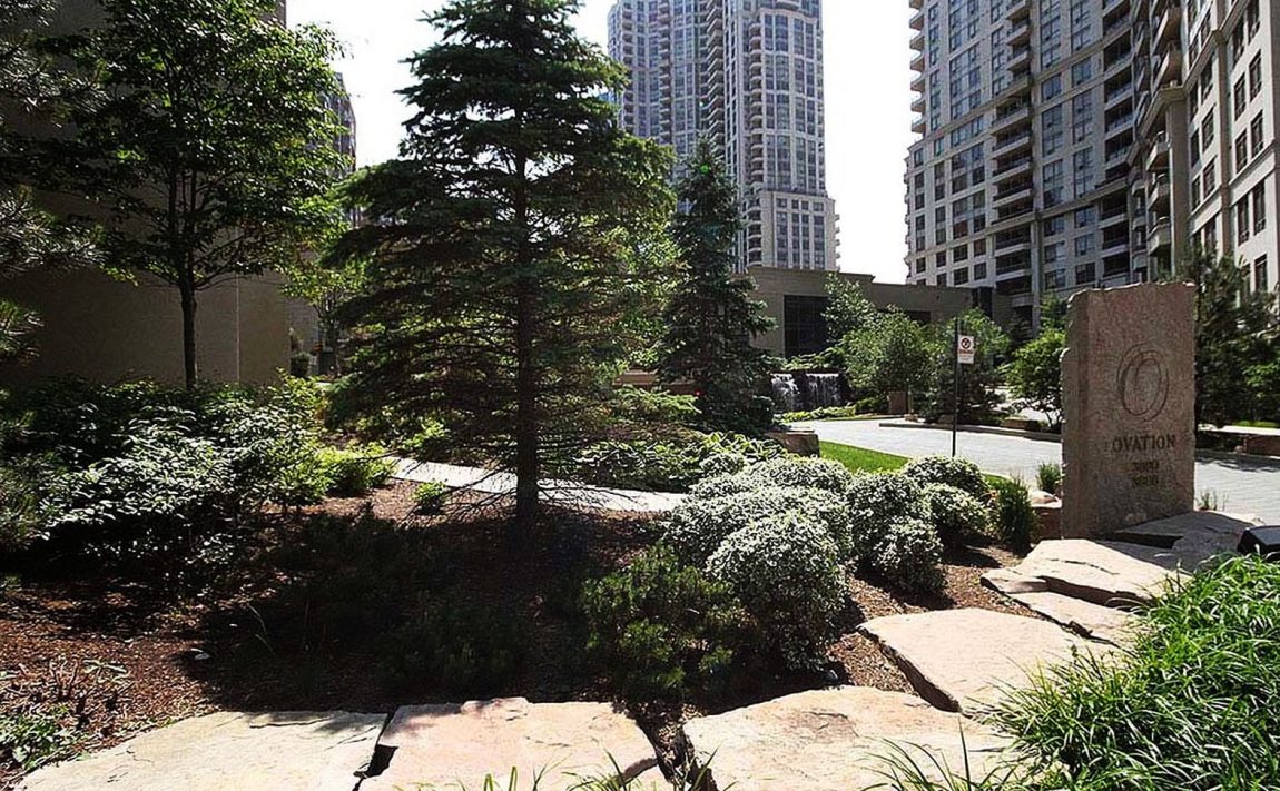 3880-duke-of-york-blvd-condos-ovation-mississauga-gardens