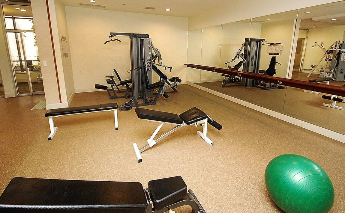 3880-duke-of-york-blvd-condos-ovation-mississauga-gym-exercise