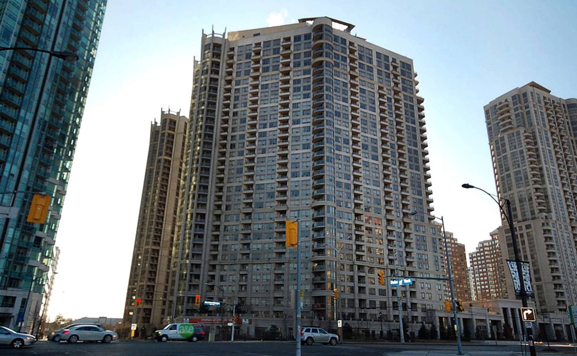 3880-duke-of-york-blvd-condos-ovation-mississauga-square-one