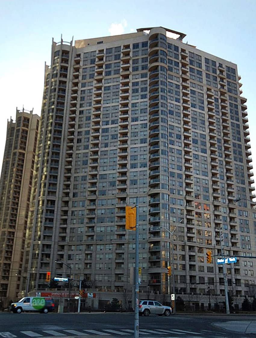 3880-duke-of-york-blvd-condos-ovation-mississauga-square-one