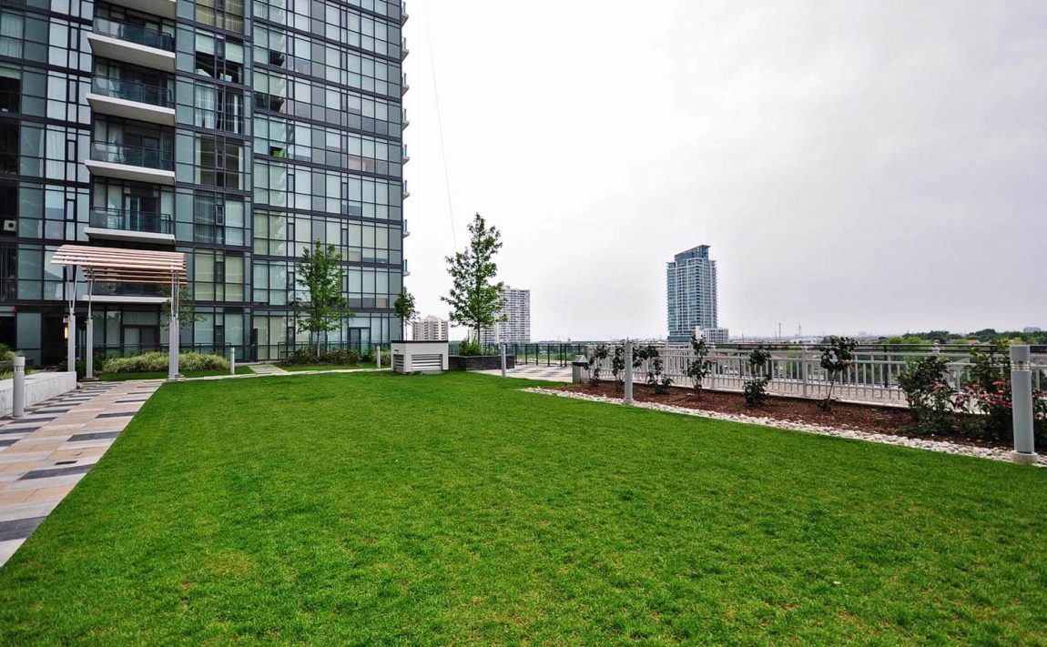 4099-brickstone-mews-mississauga-park-residences-condo-parkside-village-city-centre-condos