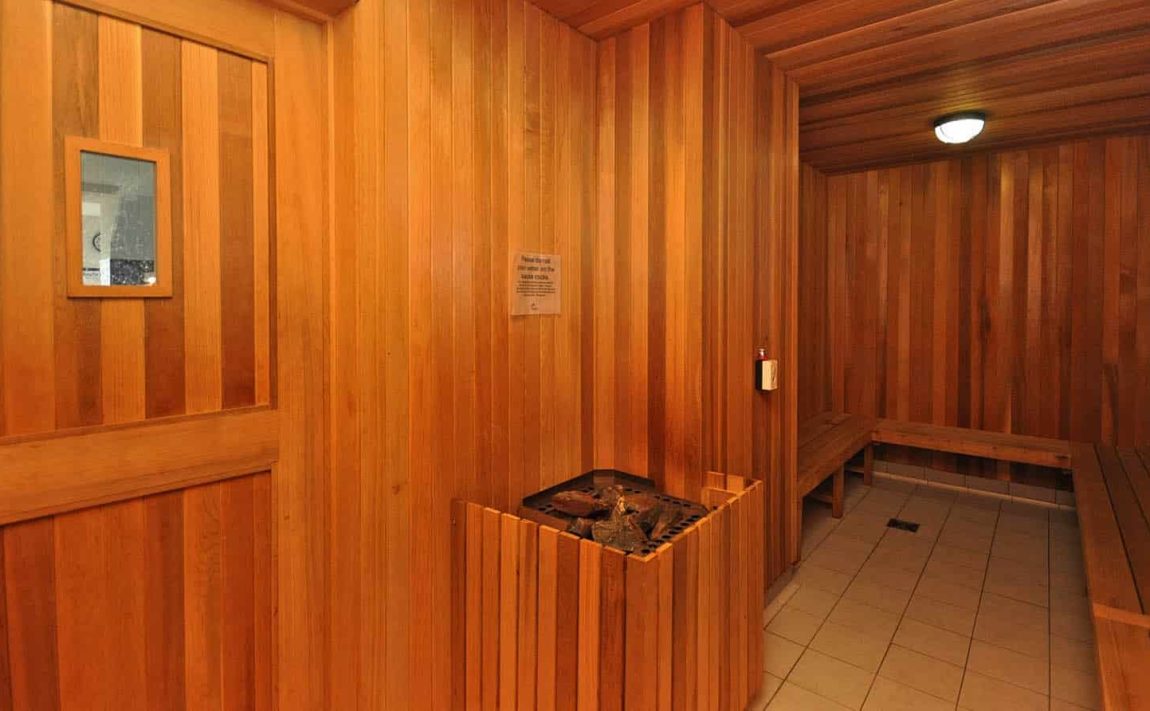 4099-brickstone-mews-park-residences-condo-parkside-village-mississauga-resident-sauna