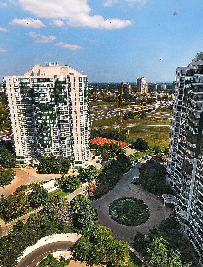 4450-tucana-crt-mississauga-condos-kingsbridge-grand-iii-square-one