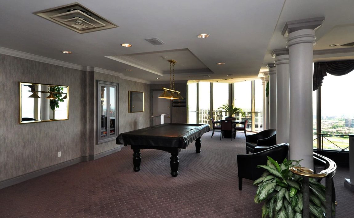 45-kingsbridge-garden-circle-condos-park-mansion-mississauga-billiards-table