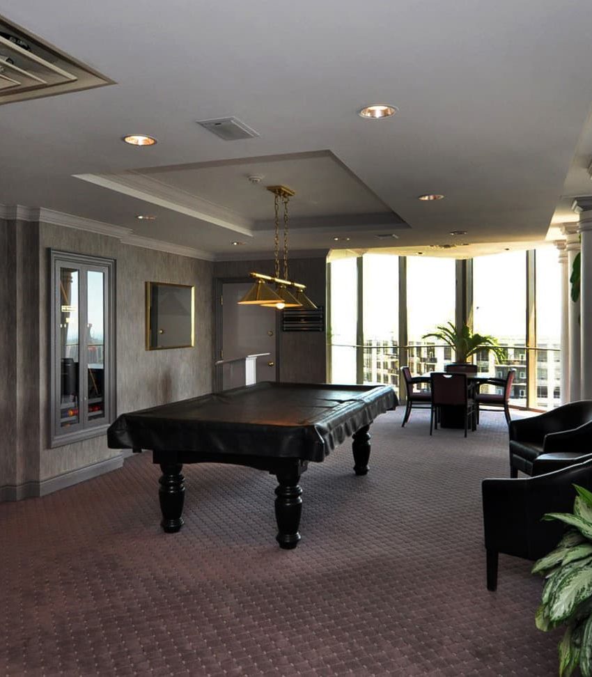 45-kingsbridge-garden-circle-condos-park-mansion-mississauga-billiards-table