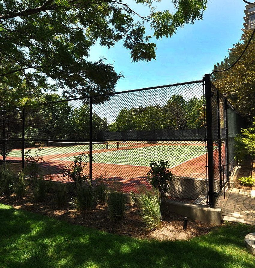 45-kingsbridge-garden-circle-condos-park-mansion-mississauga-tennis-courts