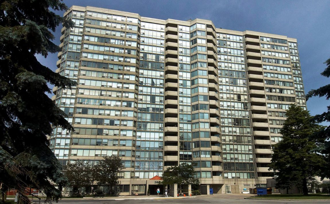 centre-i-condos-350-rathburn-rd-w-mississauga-square-one-for-sale