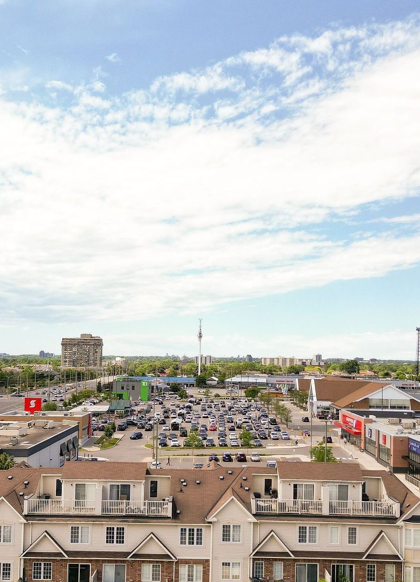 elmcreek-rd-townhomes-neighbourhood-circ-mississauga-clayhill-rd