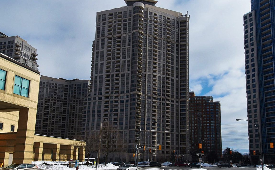 grand-ovation-condos-310-burnhamthorpe-rd-w-mississauga-for-sale