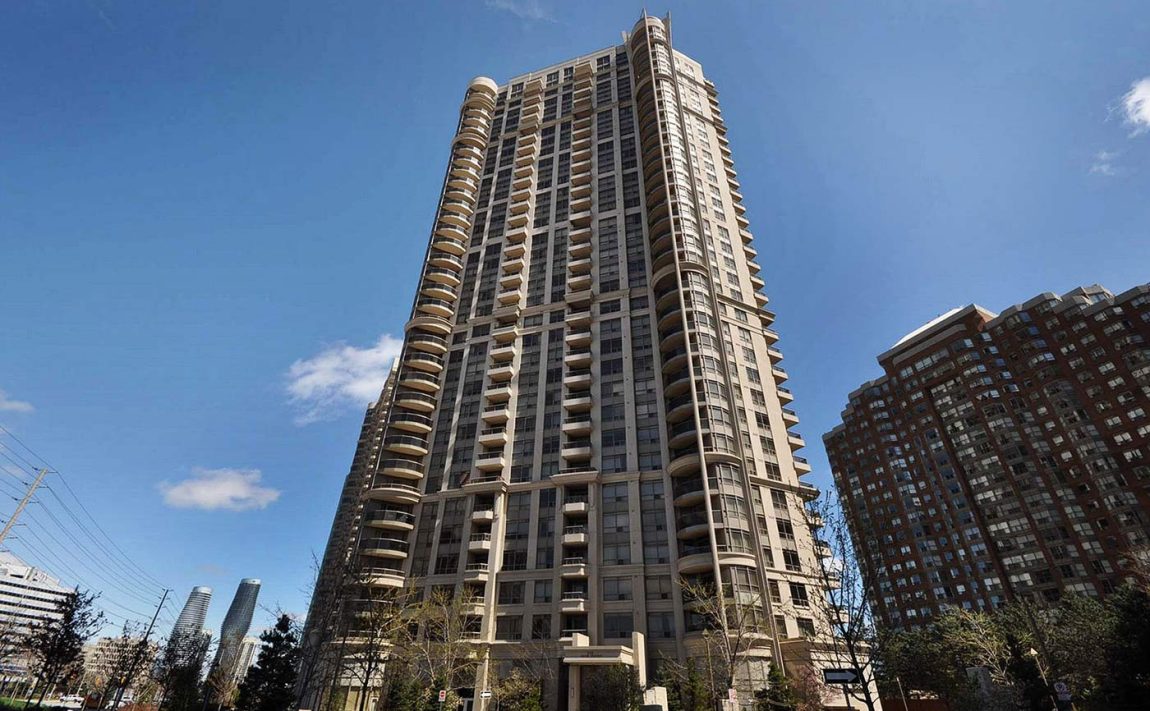 grand-ovation-condos-310-burnhamthorpe-rd-w-mississauga-square-one