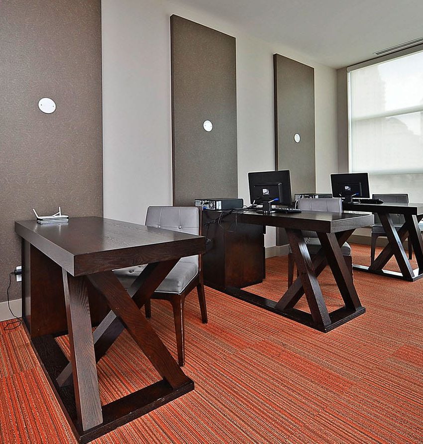 grand-residences-condos-4070-confederation-pkwy-co-working-space