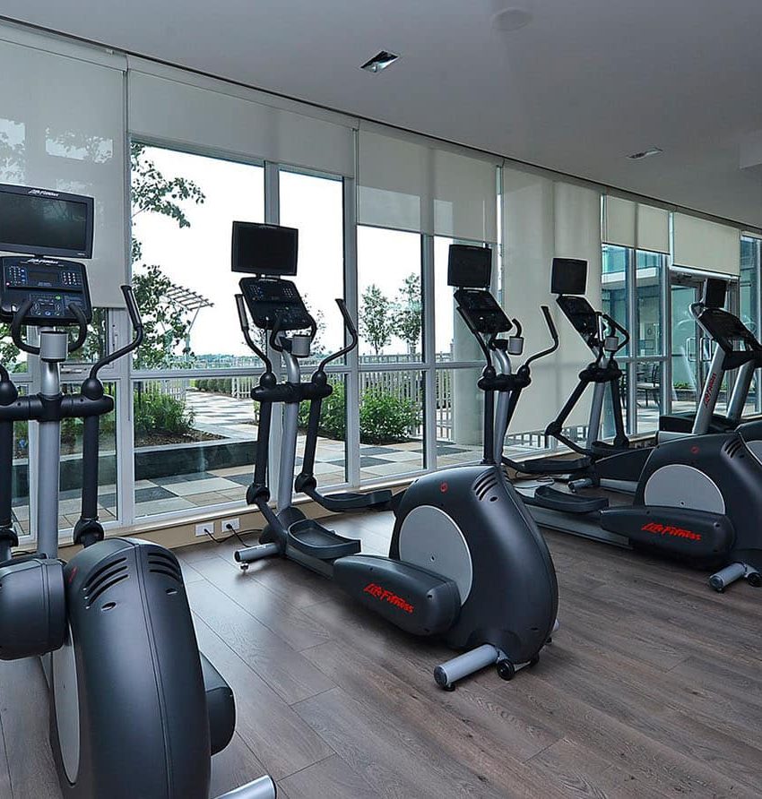 grand-residences-condos-4070-confederation-pkwy-gym-cardio